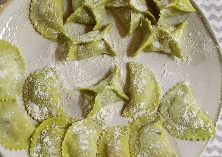 Step-by-Step Guide to Make Veloce Ravioli di farina,avocado🥑 e zester di limone🍋
