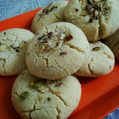 A picture of Naankhatai.