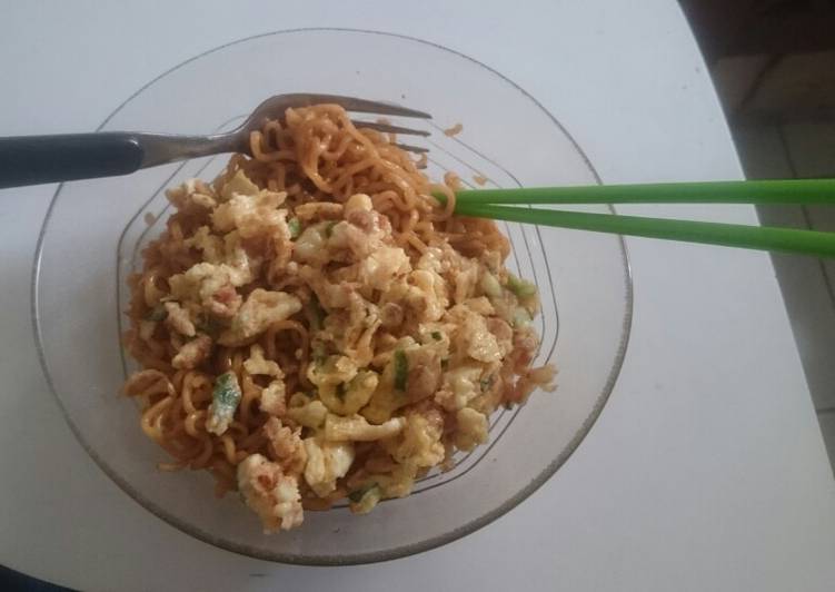 Mie telor kornet