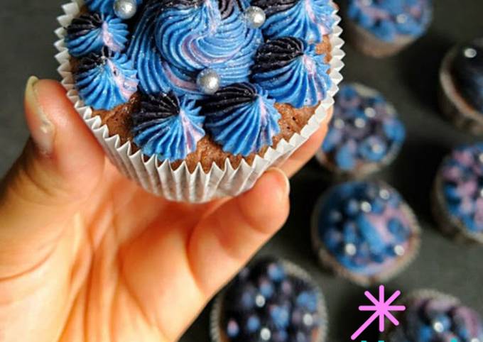 Galaxy Cupcakes