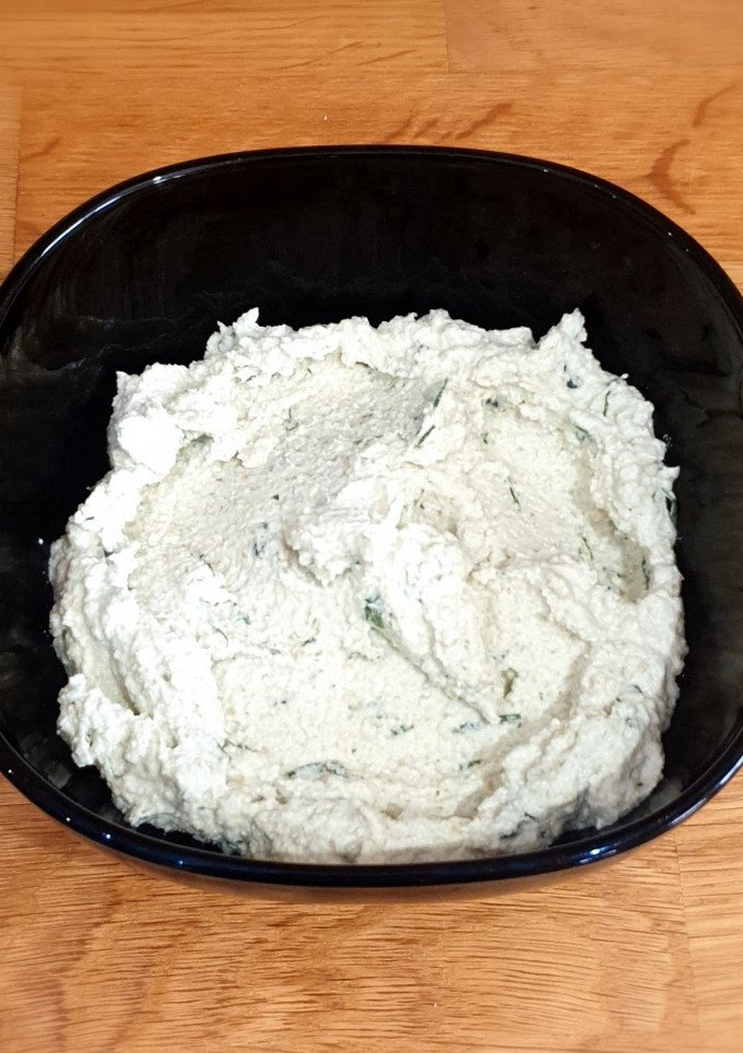 Una foto de Queso untable vegano de anacardos