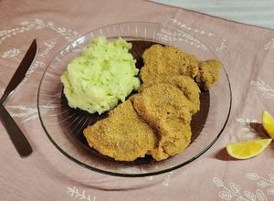Una foto de 🍋🐷 Milanesas de bondiola de cerdo maceradas al limón 🐷🍋