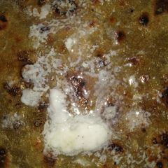 A picture of Bajre ki roti.