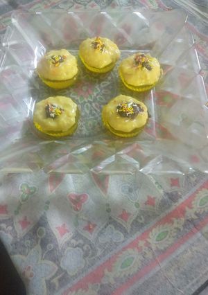 A picture of Jelly CupCakes.