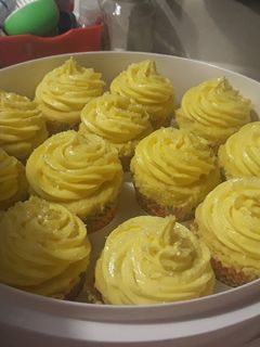 A picture of 🍋🍋💛Lemon Cream Cheese Buttercream Frosting💛🍋🍋.