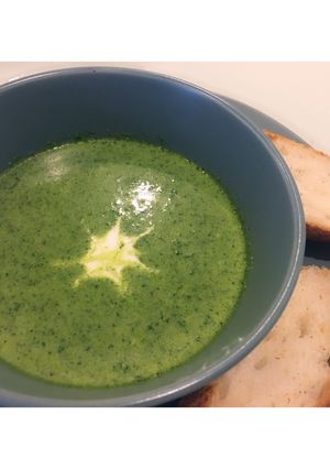 A picture of Creamy Spinach-Lentil Soup.