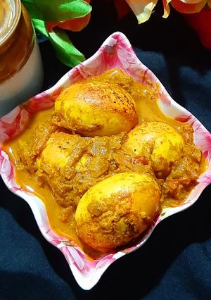 ডিম কষা (Dim kosa recipe in bengali) রেসিপির প্রধান ছবি