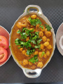 પંજાબી છોલે (Punjabi Chhole Recipe In Gujarati) રેસીપી મુખ્ય ફોટો