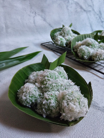 Anti Ribet, Membuat Klepon/Kelepon Irit Untuk Jualan