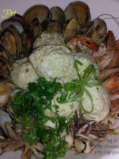 無水煮海鮮豆腐丸子鍋 的食譜成品照片