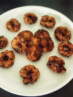 அவல் வடை(aval vadai recipe in tamil) செய்முறை முக்கிய புகைப்படம்