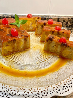 Foto principal de Pudding de bizcocho con melocotón en almíbar