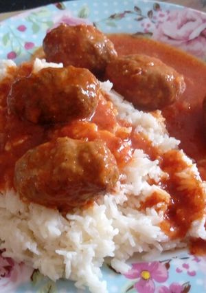 A picture of Soutzoukakia with Basmati Rice.