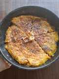 Telur dadar tongkol suwir dan kol