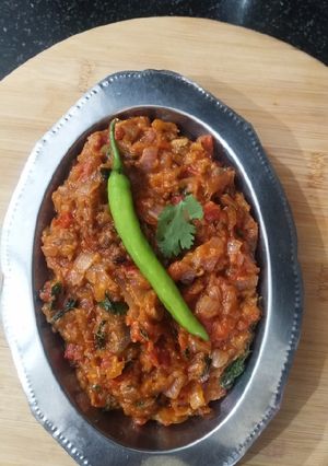 A picture of PunjabI Baingan ka bharta.