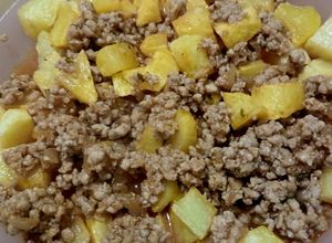 Foto de Carne moida com batatas