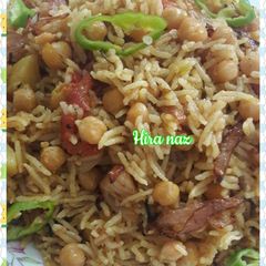A picture of Spicy chanapulao.