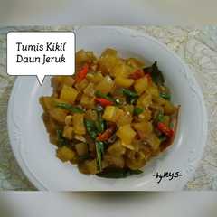 รูปของ Tumis Kikil Daun Jeruk