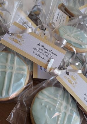 Una foto de Galletitas de limón y glasé