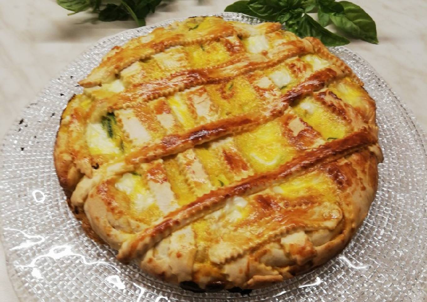 Cake salad with pasta breast and zucchini