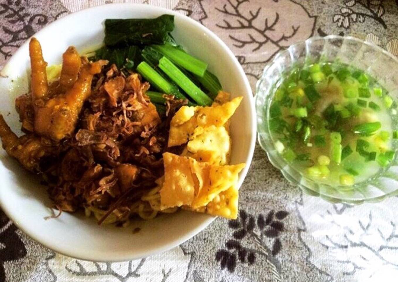 Mie ayam ceker homemade