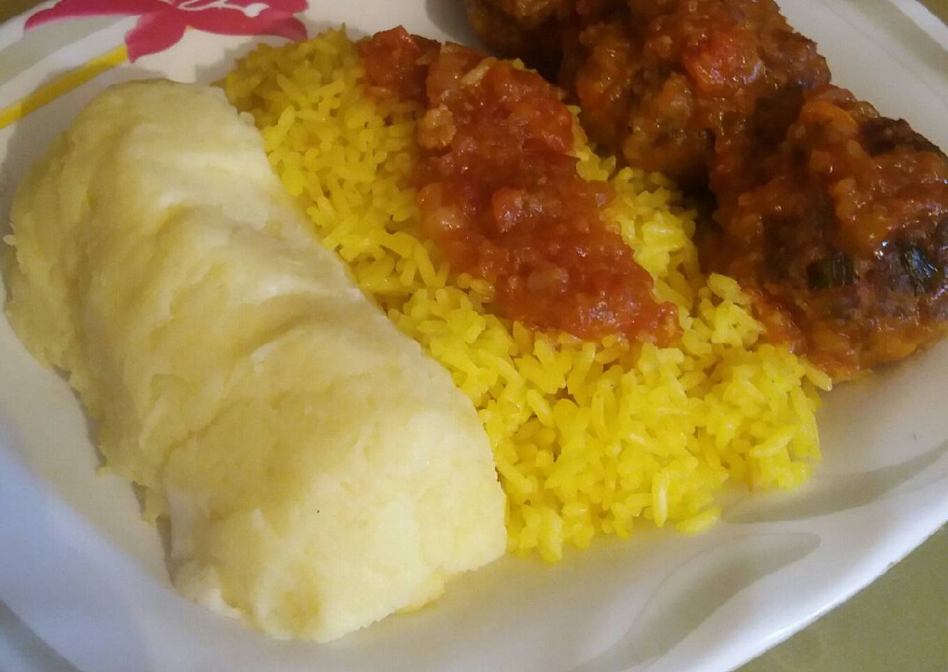 ALBOLDIGAS SUECAS (rellenas de queso Mozzarella)