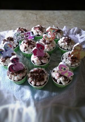 Foto resep Steamed Chocolate CupCake Ekonomis w#8