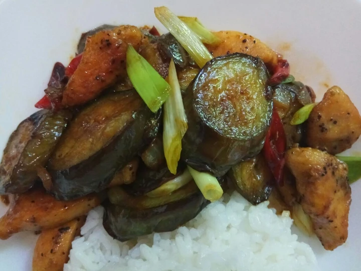 Langkah Mudah untuk Membikin Resep Tumis ayam terong saus tiram yang Menggugah Selera Anti Ribet, Mantap Sekali