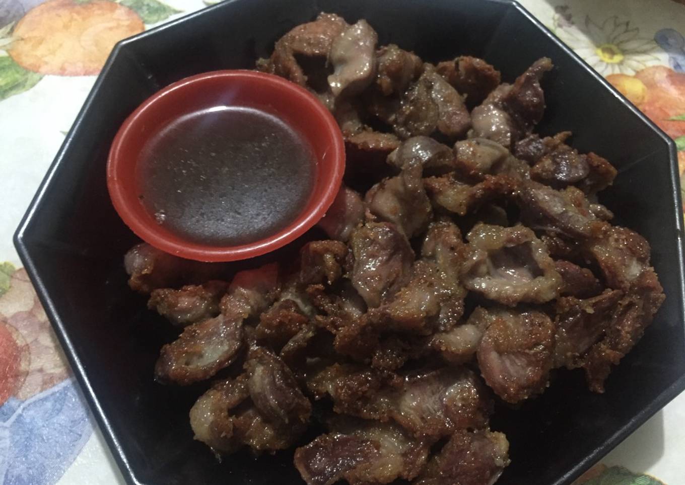 Fried gizzard with vinegar dip