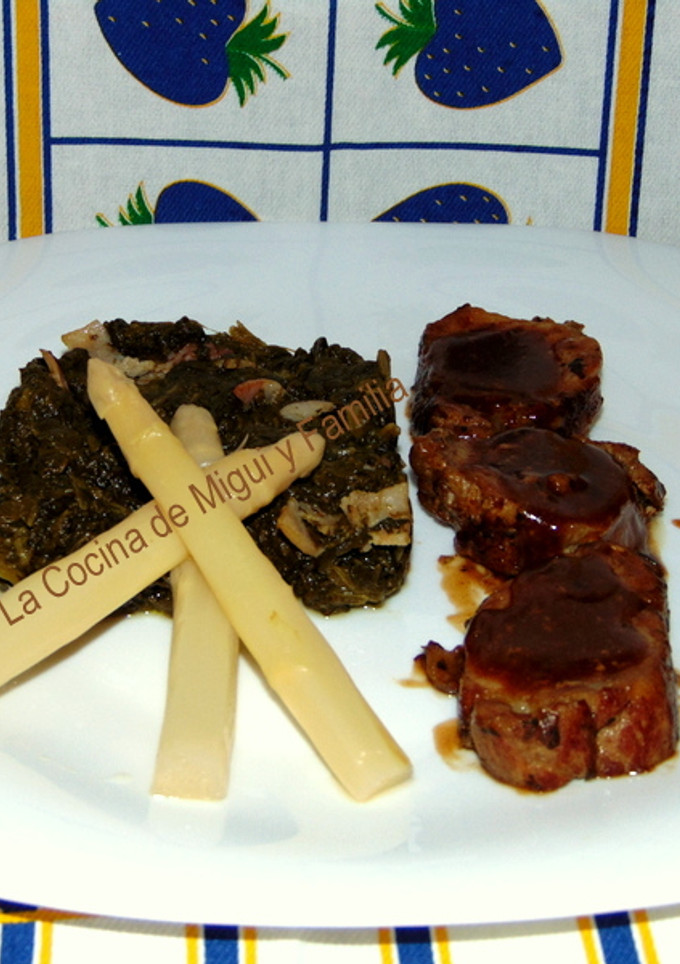 Una foto de Solomillo marinado con romero y salsa de Jack Daniel´s