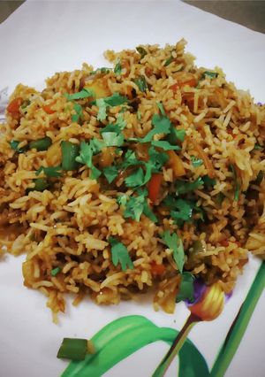 A picture of Chinese fried rice.