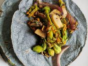 Una foto de quesadilla de hongos