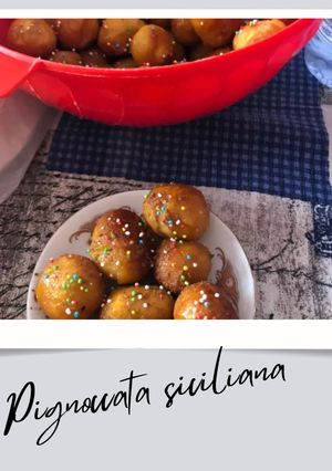 A picture of Sicilian Pignoccata (or Struffoli).