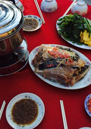 Hình của món Cá đuối nhúng giấm.