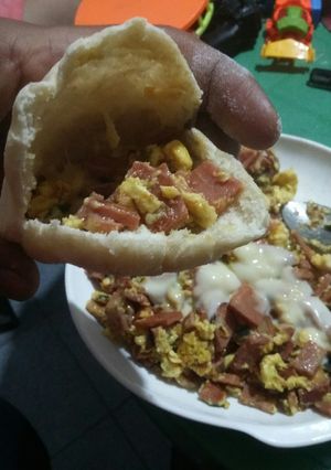 Una foto de Sándwich de pan árabe o pita