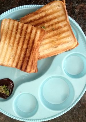 A picture of Grilled toast.
