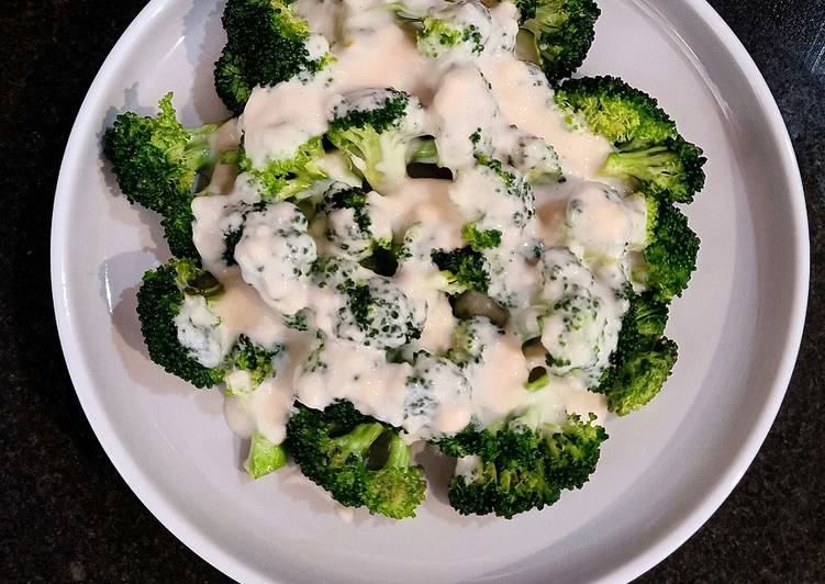 Resep Broccoli cheesy sauce, Lezat Sekali