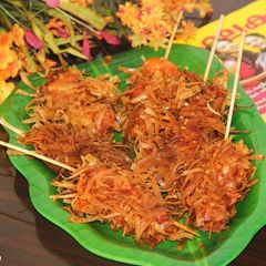ചിക്കൻ പൊട്ടിത്തെറിച്ചത് / Crispy Chicken Threads #starters A picture of ചിക്കൻ പൊട്ടിത്തെറിച്ചത് / Crispy Chicken Threads #starters.
