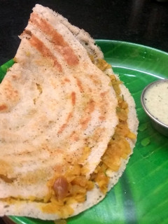 சோள சுரைக்காய் மசாலா தோசை (Chola Sorakkai Masala dosa recipe in tamil) செய்முறை முக்கிய புகைப்படம்
