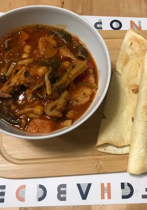 番茄鷹嘴豆燉雞 的食譜成品照片