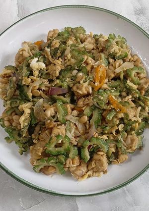 Foto resep Orak-Arik Pare Tempe Telur