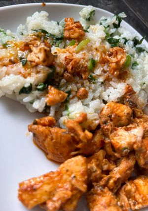 Spenótos rizs csirkével recept fotója
