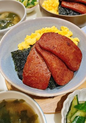 รูปของ Spam Musubi Bowl