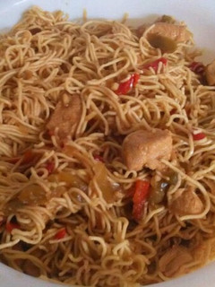Una foto de Fideos chinos