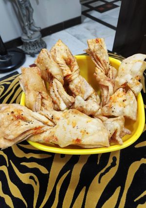A picture of Peri peri Bow Tie Crisps.