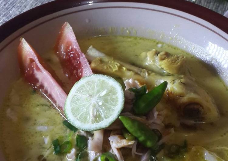 Rahasia Bikin Soto Ayam Santan, Enak Banget