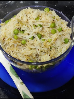मटर पुलाव(Matar Pulao recipe in Hindi) रेसिपी मुख्य फोटो