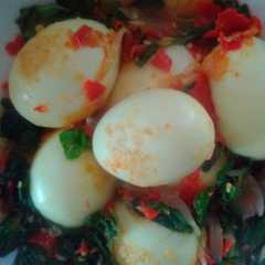 Telur pokcoy saos tiram pedas রেসিপির প্রধান ছবি
