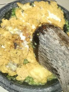 Foto resep Ayam geprek sambel ijo
