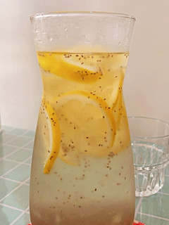 Foto resep Infused Water Lemon Honey Chia
